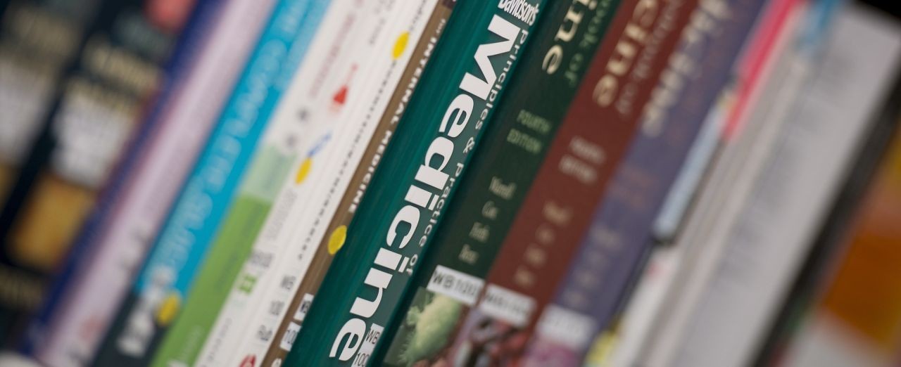books-1920341_1920